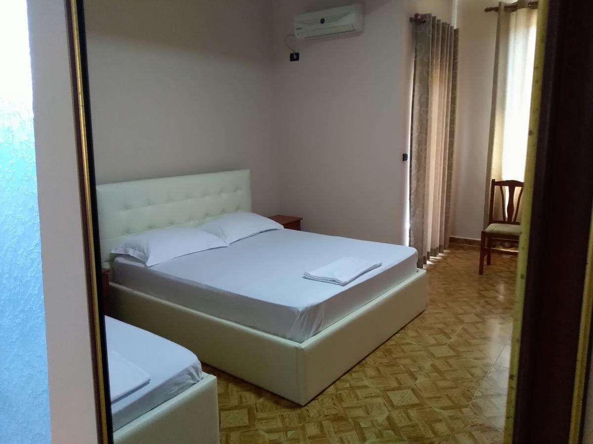 Hotel Gjeli Fier Exterior photo